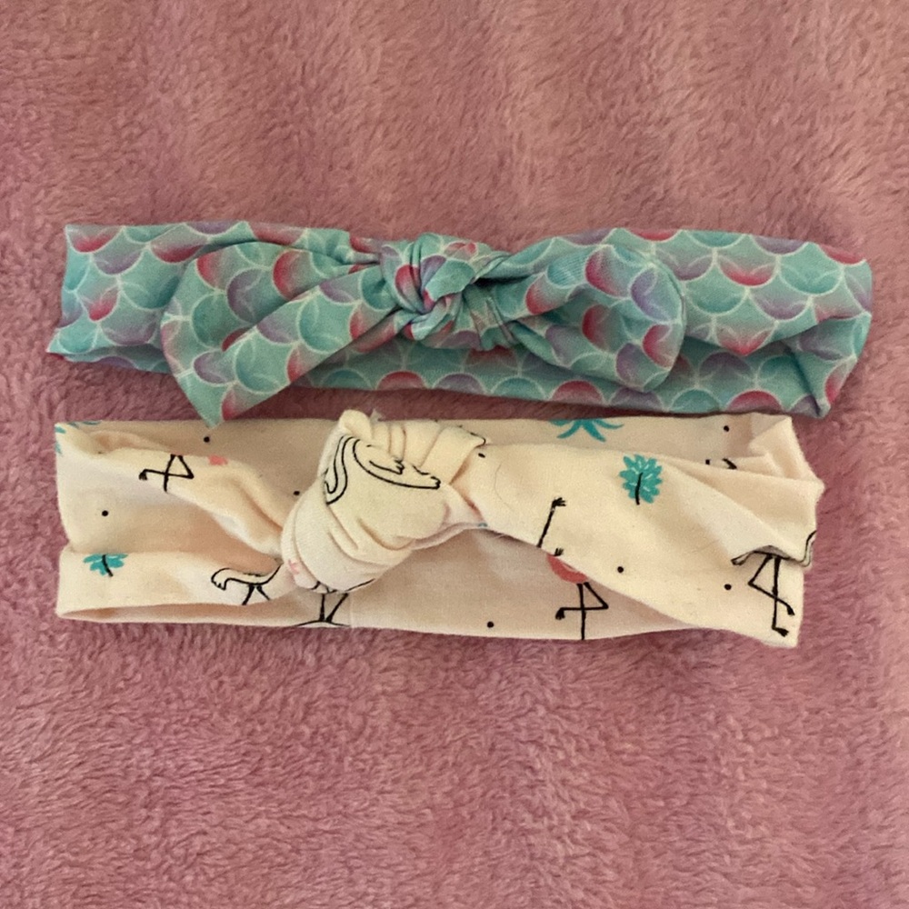 Set of two baby’s headbands